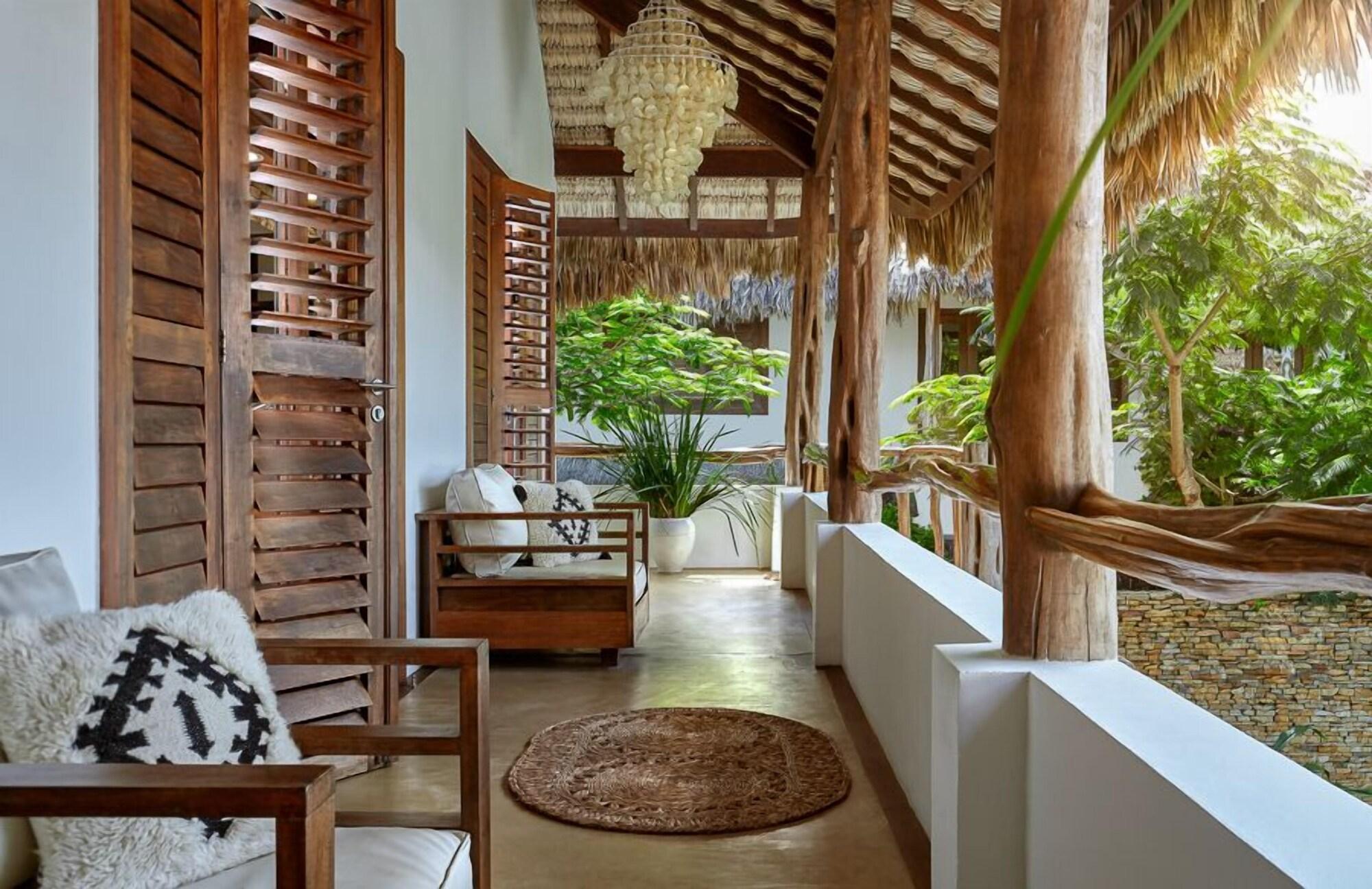 Villa Jomael - La Villa Group ジジョーカ・デ・ジェリコアコアラ エクステリア 写真
